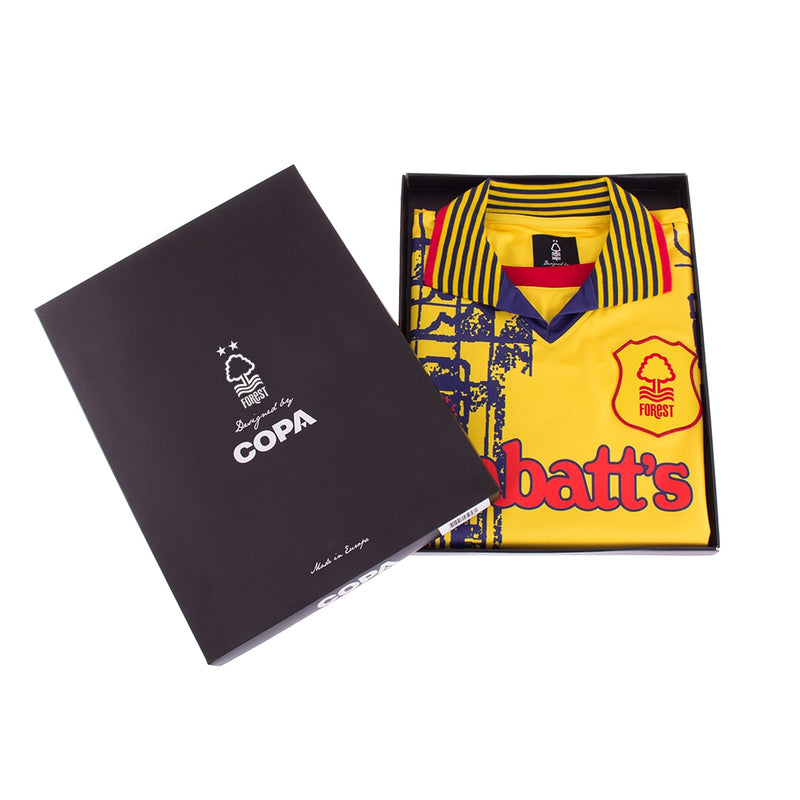 Load image into Gallery viewer, Copa Nottingham Forest 1995-1997 Away Retro Jersey

