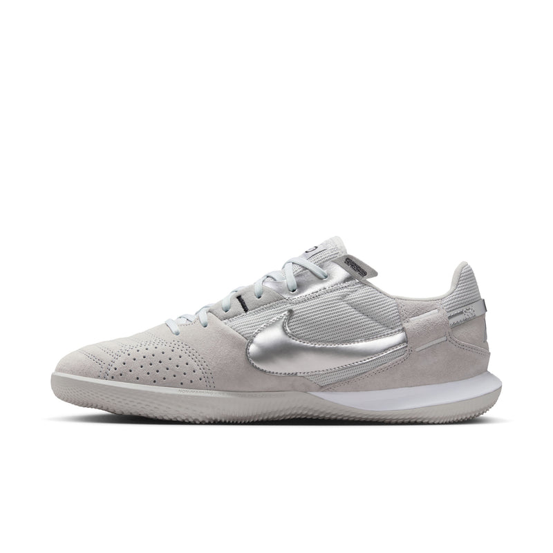 Load image into Gallery viewer, Nike Streetgato Indoor Soccer Futsal Shoes Silver
