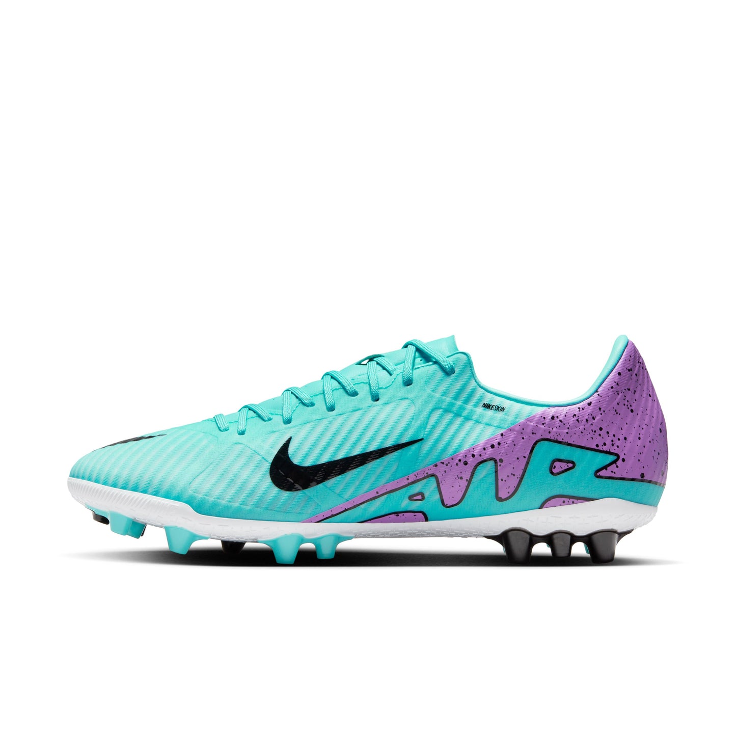 Nike Mercurial Vapor 15 Academy AG Soccer Cleats