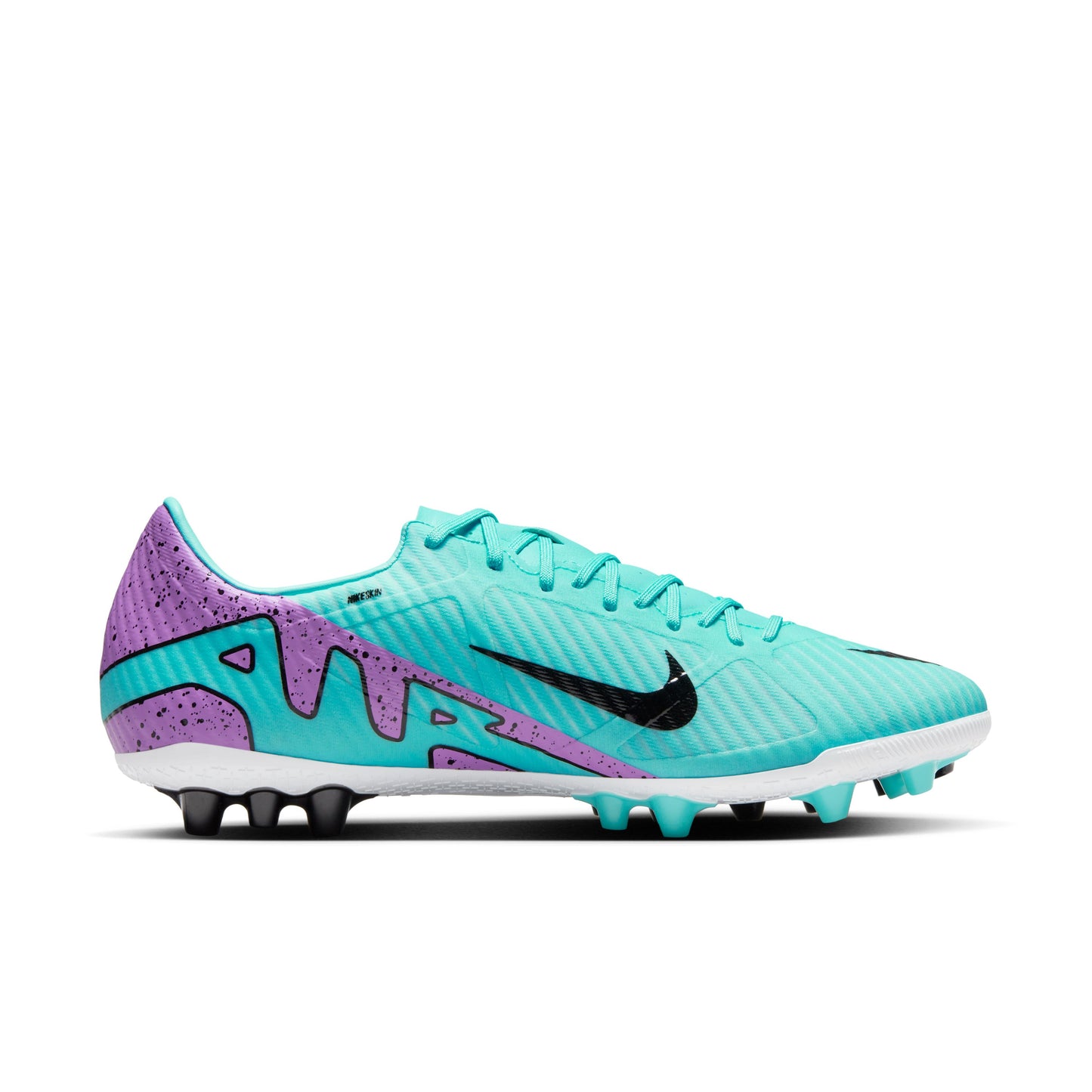 Nike Mercurial Vapor 15 Academy AG Soccer Cleats