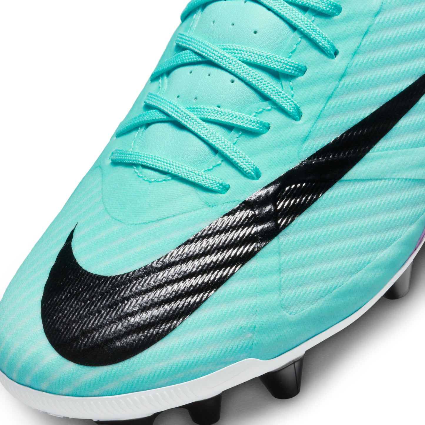 Nike Mercurial Vapor 15 Academy AG Soccer Cleats
