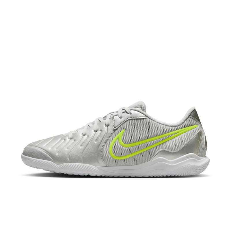 Load image into Gallery viewer, Nike Tiempo Legend 10 Academy Indoor Silver
