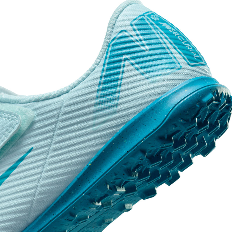 Load image into Gallery viewer, Nike Jr. Velcro Vapor 16 Club Turf Glacier Blue
