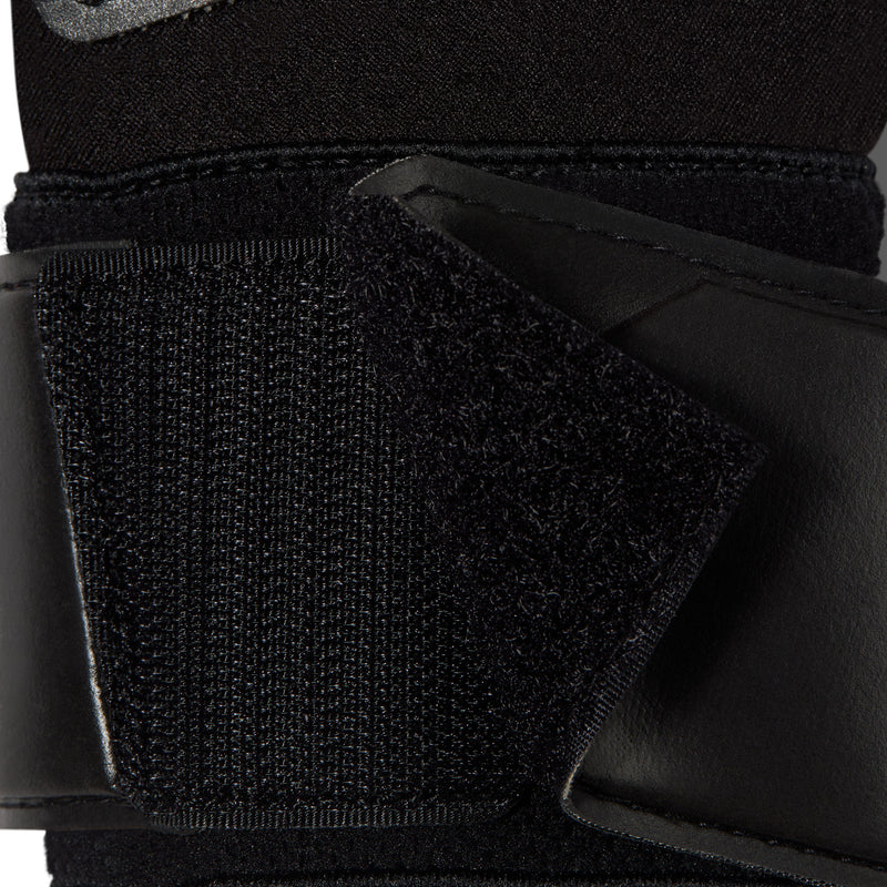 Load image into Gallery viewer, Nike Grip 3 Goalkeeper Gloves
