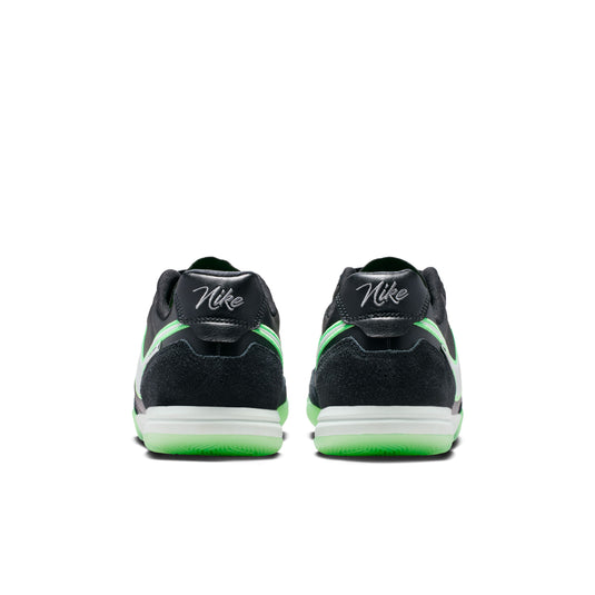 Nike Tiempo Streetgato Indoor/Court Low-Top Soccer Shoes