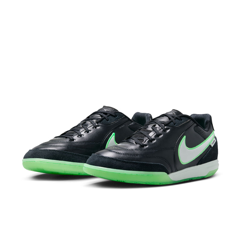 Load image into Gallery viewer, Nike Tiempo Streetgato Indoor/Court Low-Top Soccer Shoes
