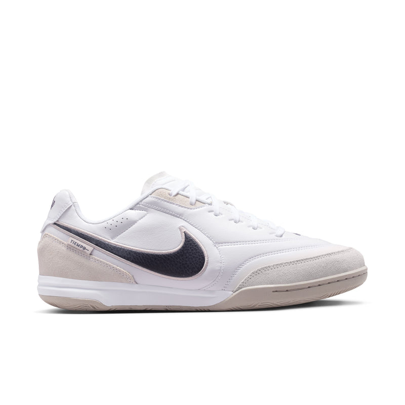 Load image into Gallery viewer, Nike Tiempo Streetgato Indoor/Court Low-Top Soccer Shoes
