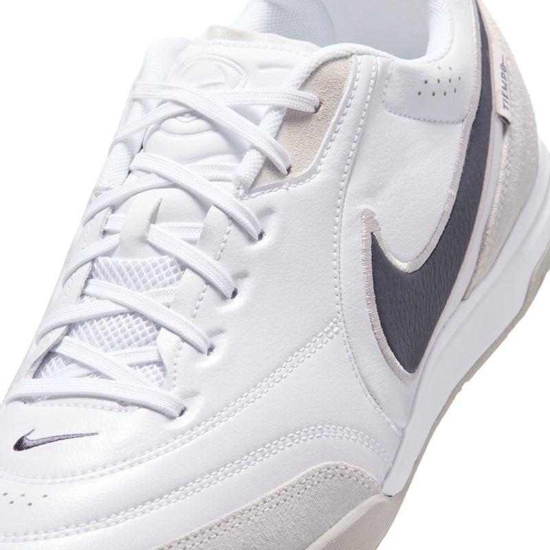 Load image into Gallery viewer, Nike Tiempo Streetgato Indoor/Court Low-Top Soccer Shoes
