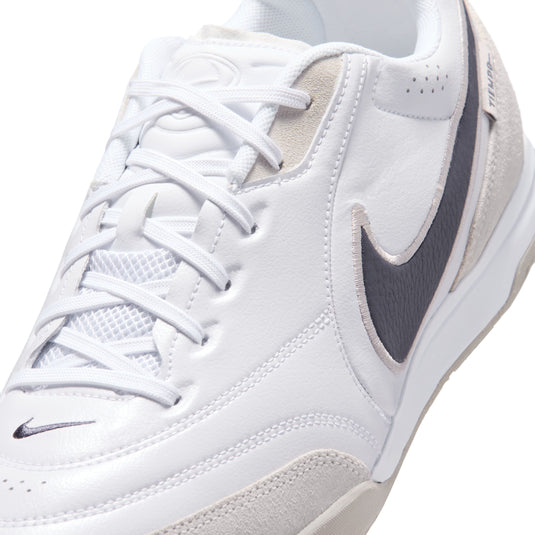 Nike Tiempo Streetgato Indoor/Court Low-Top Soccer Shoes