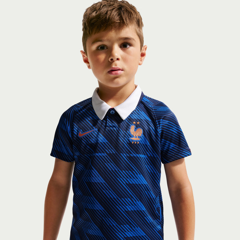 Load image into Gallery viewer, France 2026 Stadium Home Little Kids' Nike Soccer Replica 3-Piece Kit
