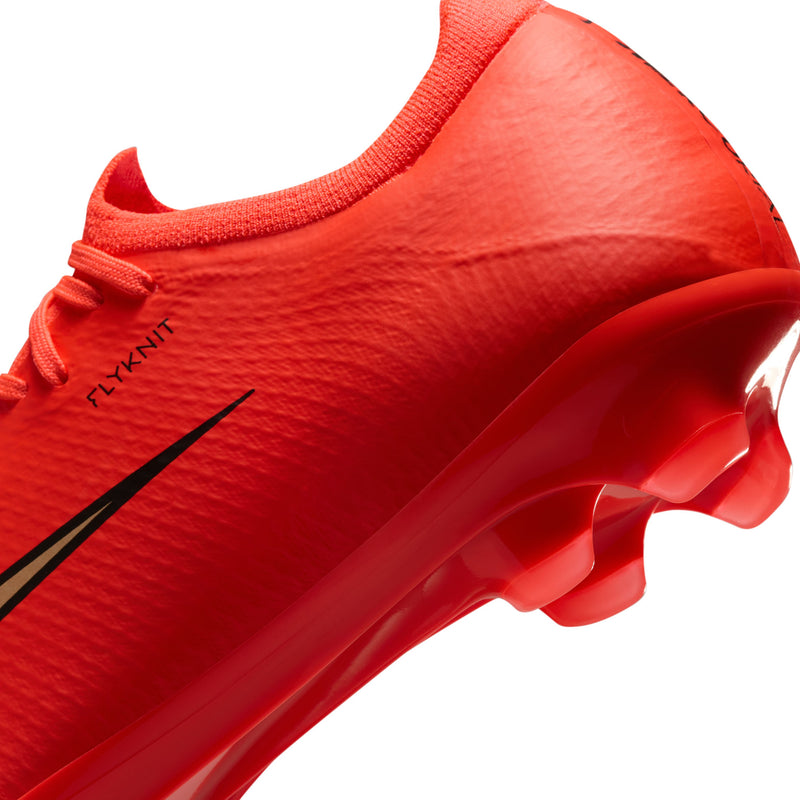 Load image into Gallery viewer, Mercurial Vapor 17 Pro Firm Ground Soccer Cleats
