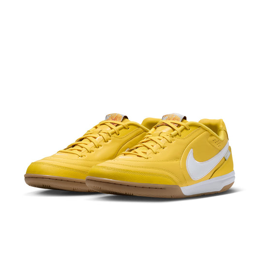 Nike Tiempo Streetgato Indoor/Court Low-Top Soccer Shoes