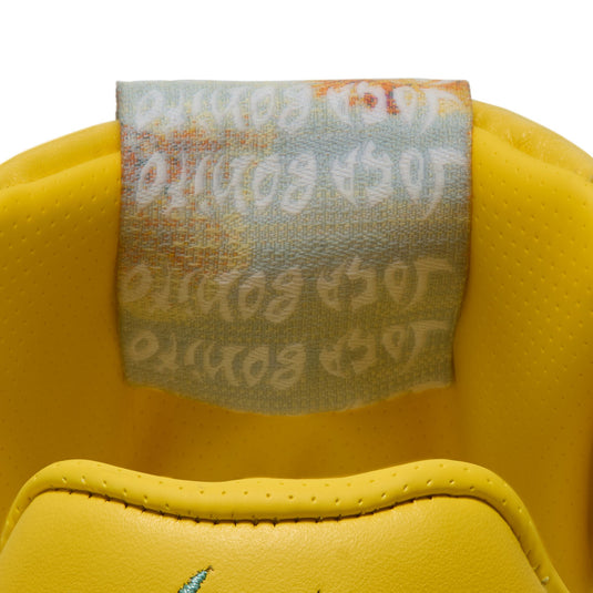Nike Tiempo Streetgato Indoor/Court Low-Top Soccer Shoes
