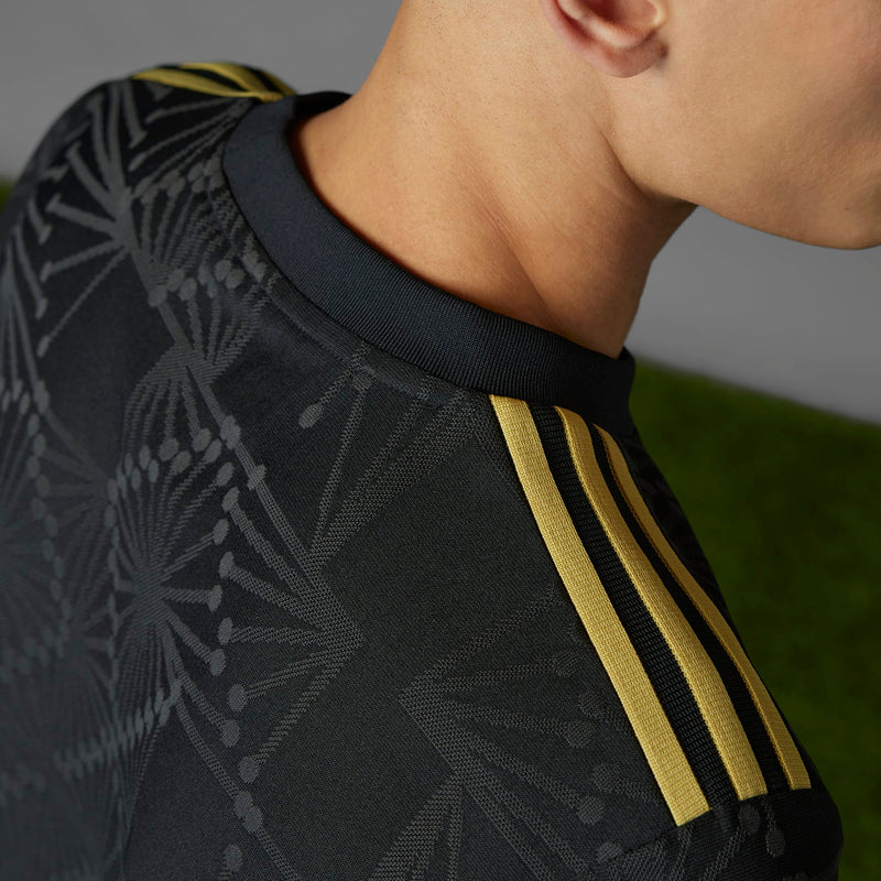 Load image into Gallery viewer, adidas Men's Authentic Mexico Gold Jersey 25/26
