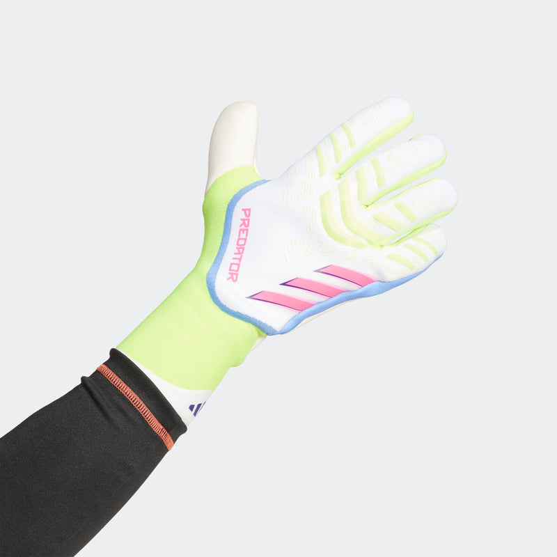 Load image into Gallery viewer, adidas Predator Pro Goalkeeper Gloves
