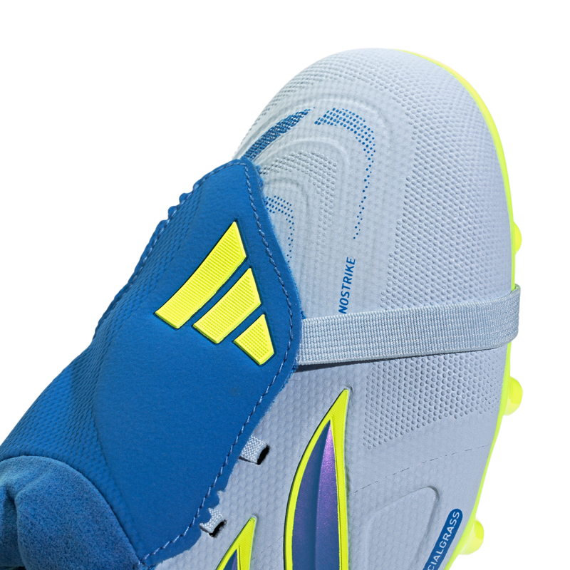 Load image into Gallery viewer, Predator League Fold-Over Tongue Artificial Ground Soccer Cleats
