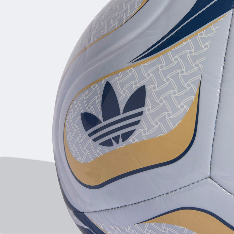 Load image into Gallery viewer, Trionda Italy Away Club Soccer Ball

