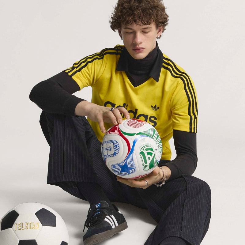 Load image into Gallery viewer, World Cup Historical Ball Set Replica Size 5 1970-2026
