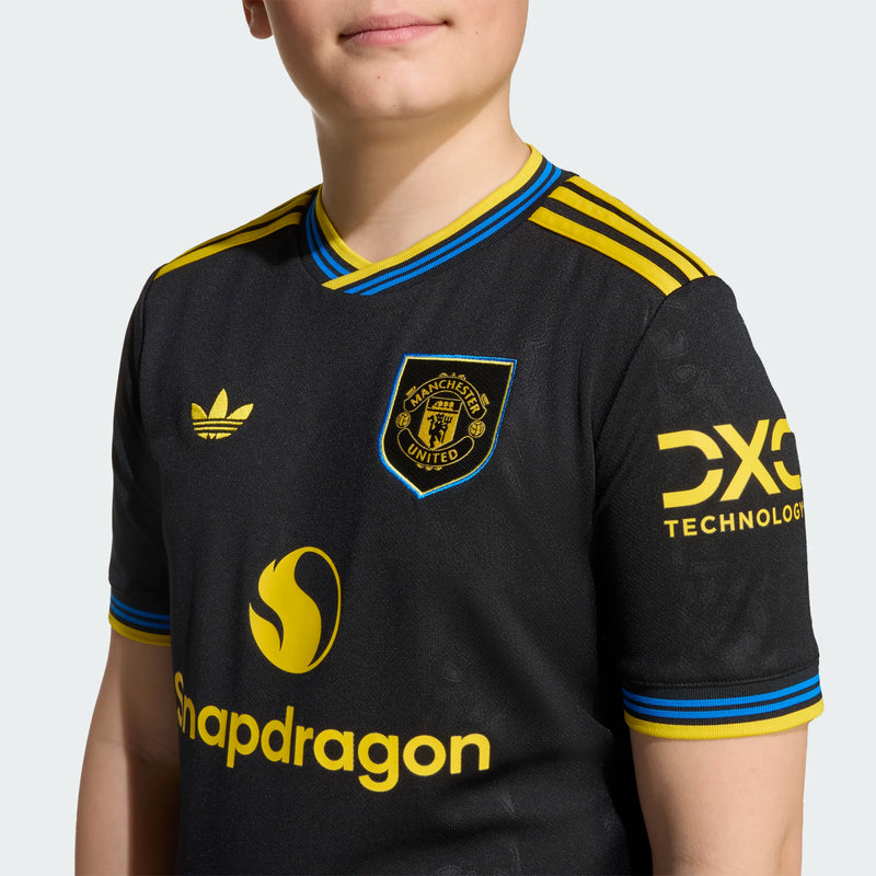 Load image into Gallery viewer, Youth Manchester United 3rd Jersey Black Yellow 2025/26
