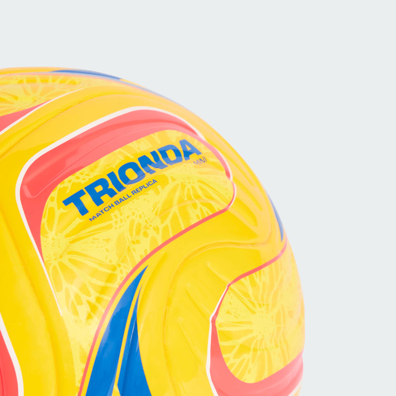 Load image into Gallery viewer, Colombia World Cup 2026 Trionda Mini Ball
