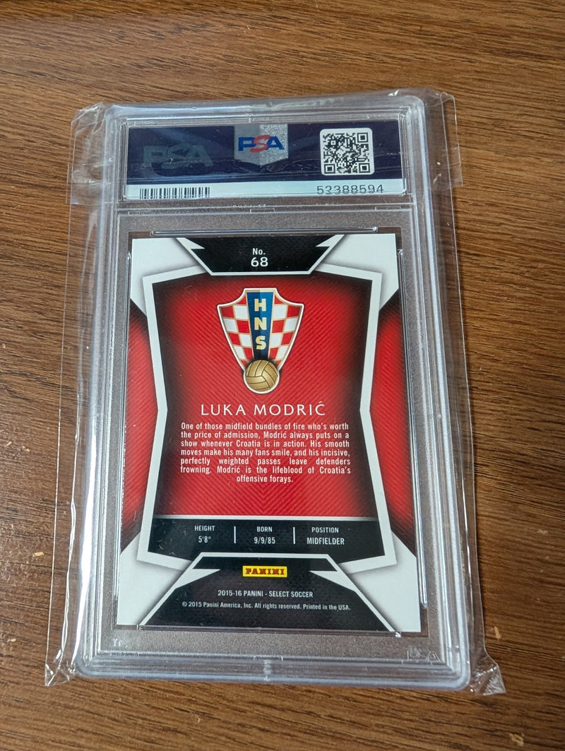 Load image into Gallery viewer, 2015-16 Panini Select Luka Modric #68.1 PSA 10 GEM MT
