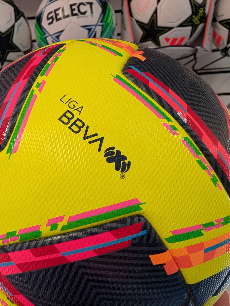 Load image into Gallery viewer, Voit Liga MX FIFA Quality Clausura 2025 Soccer Ball
