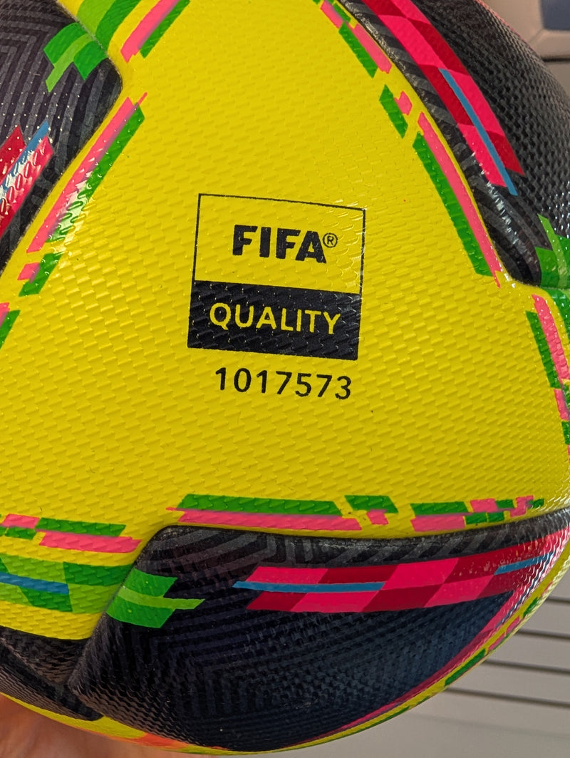 Load image into Gallery viewer, Voit Liga MX FIFA Quality Clausura 2025 Soccer Ball
