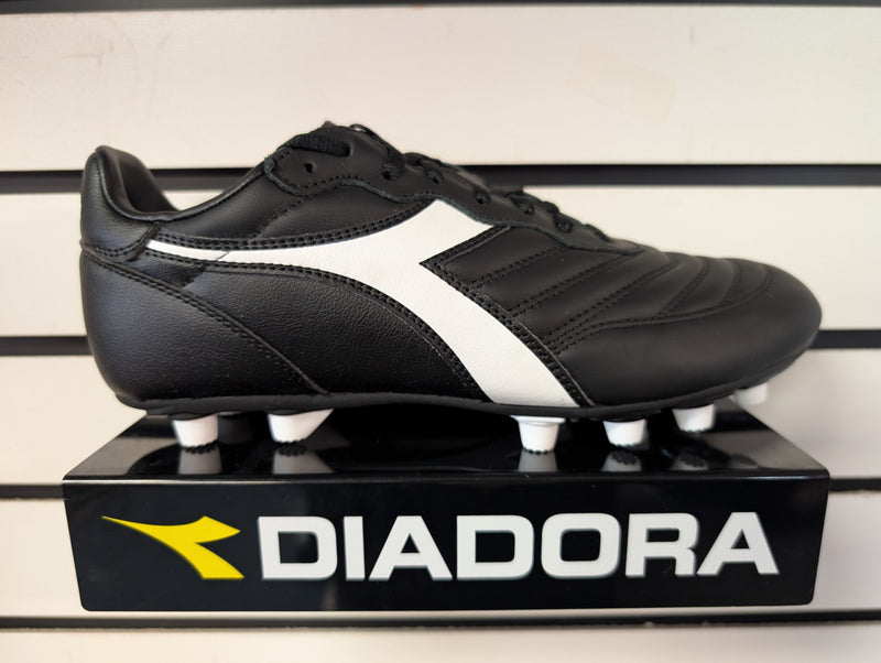 Load image into Gallery viewer, Diadora Brasil LT MDPU Black White Soccer Cleats
