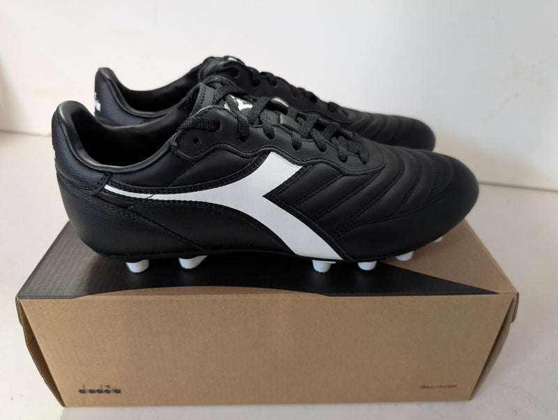 Load image into Gallery viewer, Diadora Brasil LT MDPU Black White Soccer Cleats
