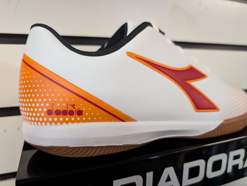 Load image into Gallery viewer, Diadora Pichichi 7 Indoor Soccer Futsal Shoes White Red
