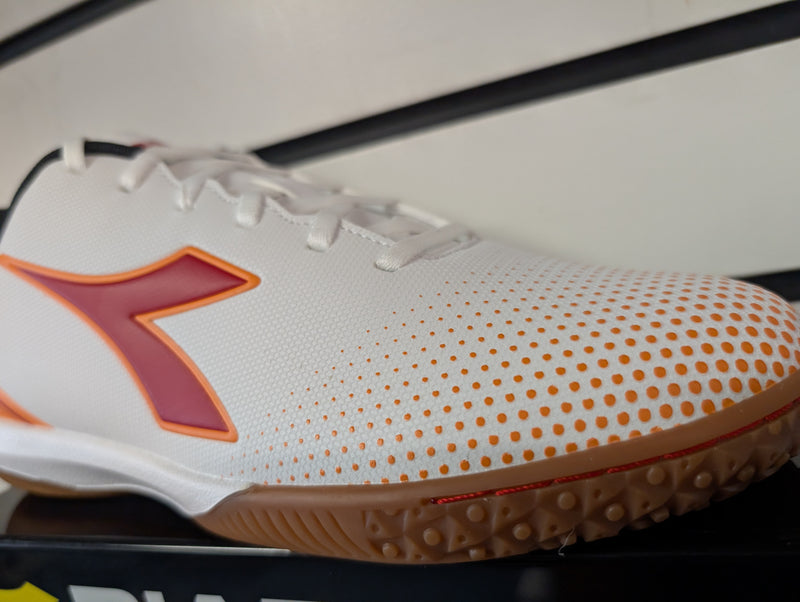 Load image into Gallery viewer, Diadora Pichichi 7 Indoor Soccer Futsal Shoes White Red
