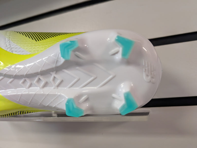 Load image into Gallery viewer, New Balance Furon Pro FG V7+ White Soccer Cleats Wide

