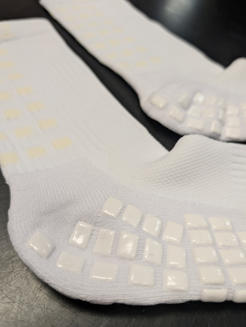 Load image into Gallery viewer, D2 Grip Socks Crew Length
