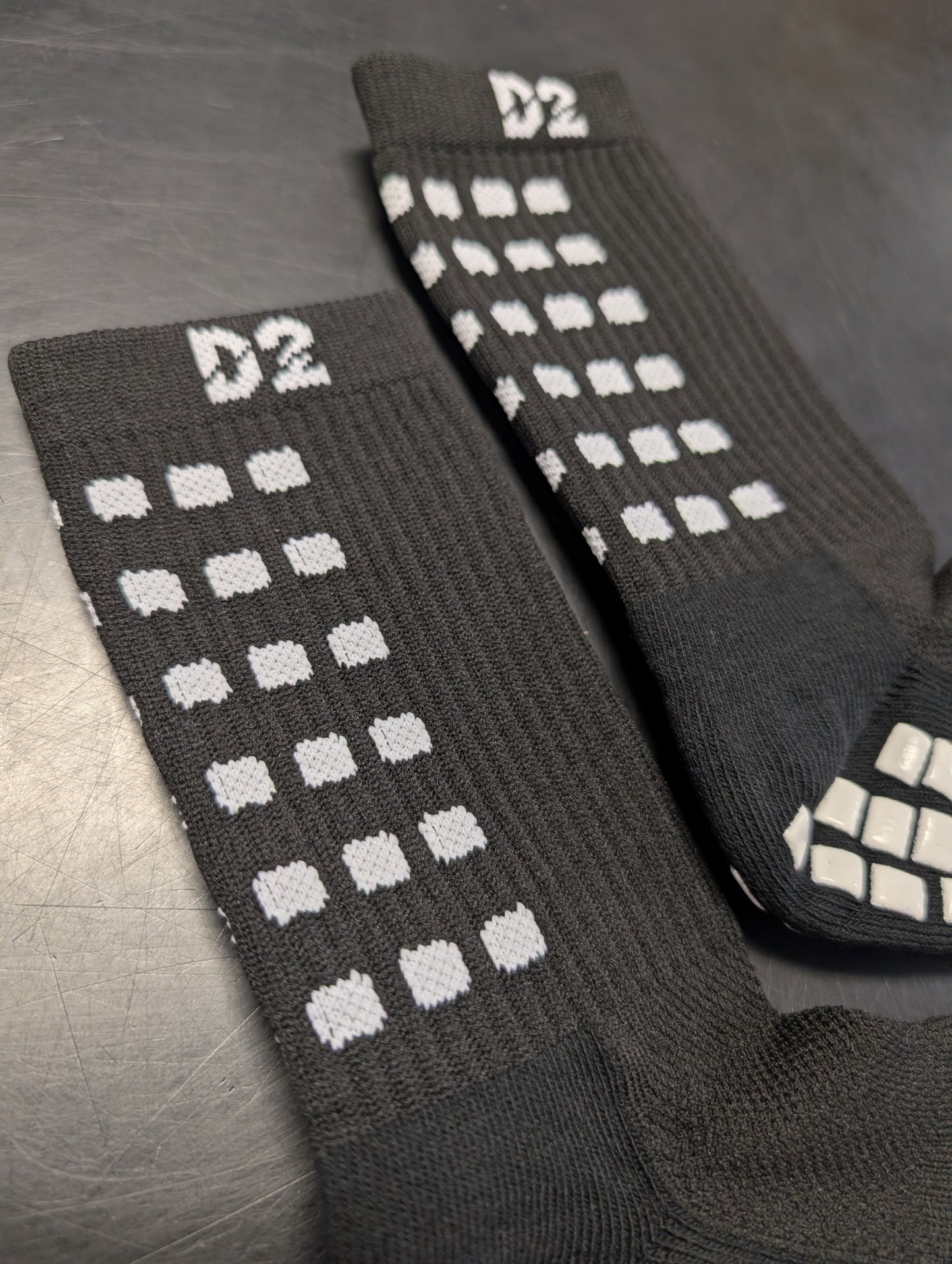 D2 Black Grip Socks