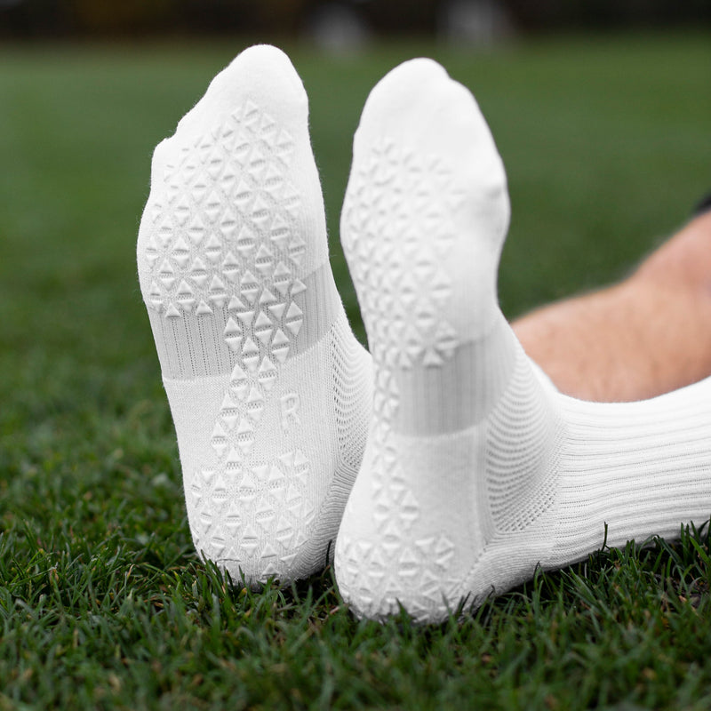 Load image into Gallery viewer, Pure Grip Socks Pro Whiteout
