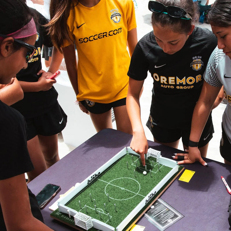 Load image into Gallery viewer, Binho Classic: Green Turf Soccer Flicking Table  Game
