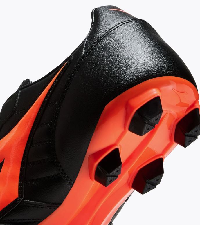 Load image into Gallery viewer, Diadora Brasil Club FG Soccer Cleats
