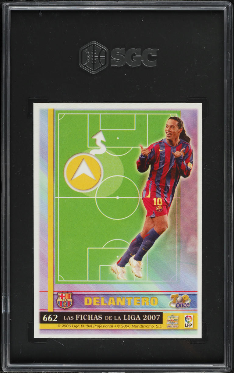 Load image into Gallery viewer, 2006 Mundicromo S.L. Las Fichas De La Liga Top Once Ronaldinho #662 SGC 6 EXMT
