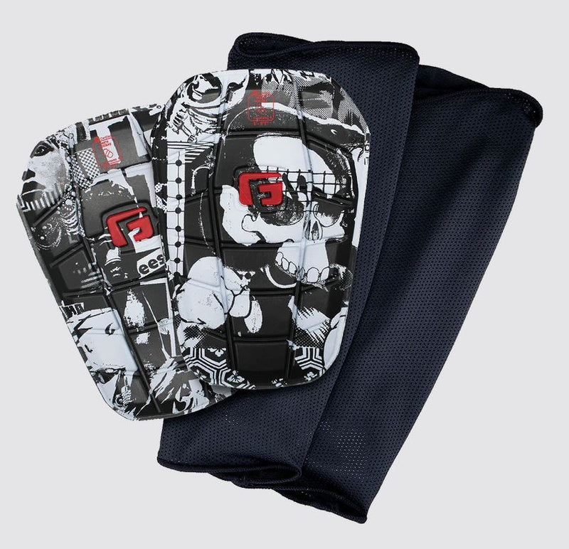 Load image into Gallery viewer, Pro-S Blade Soccer Shin Guards
