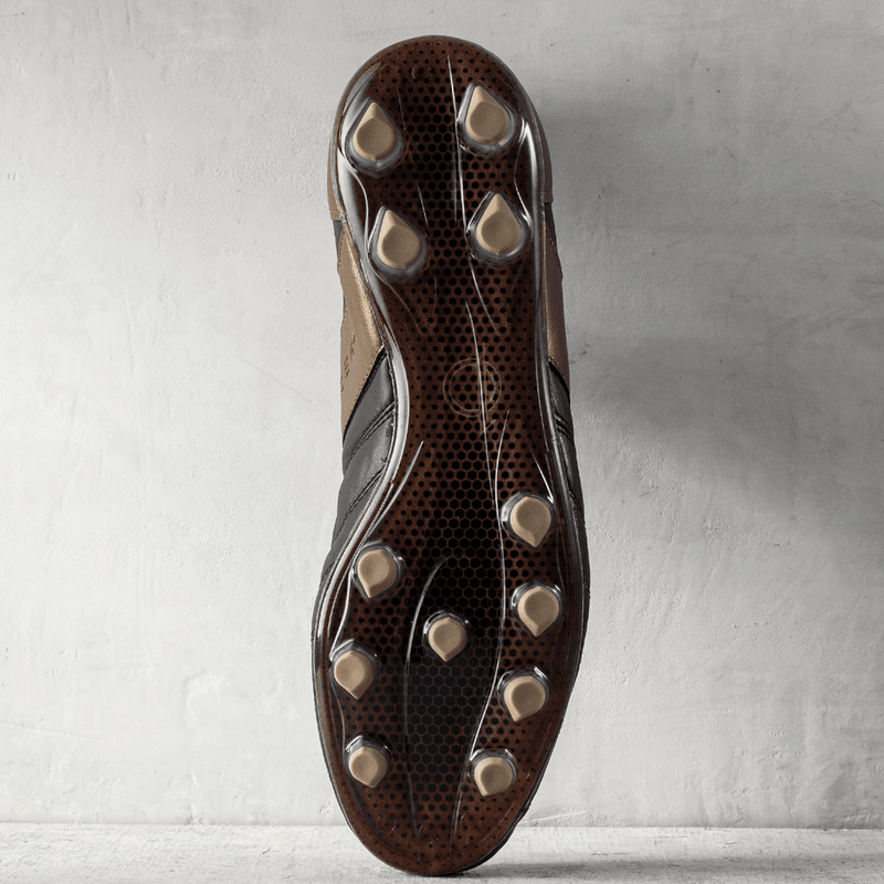 Load image into Gallery viewer, Unozero Modelo 1.0 Firm Ground Soccer Cleats Black Gold
