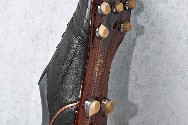 Load image into Gallery viewer, Unozero Cali Firm Ground Italian Made Premium Leather Soccer Cleats
