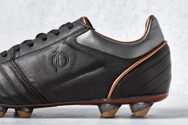 Load image into Gallery viewer, Unozero Cali Firm Ground Italian Made Premium Leather Soccer Cleats
